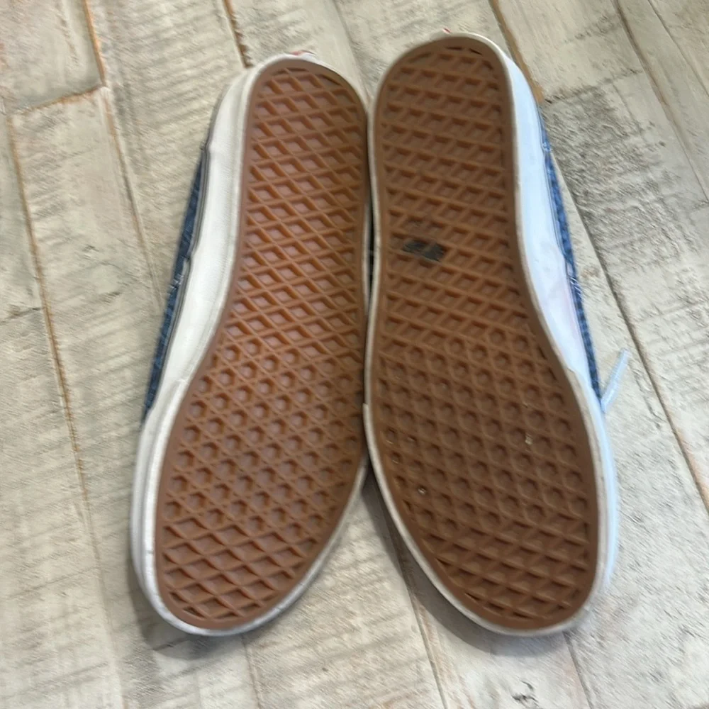 VANS MENS OFF THE WALL, BLUE, SIZE 7.5b, SLIP ON SNEAKERS